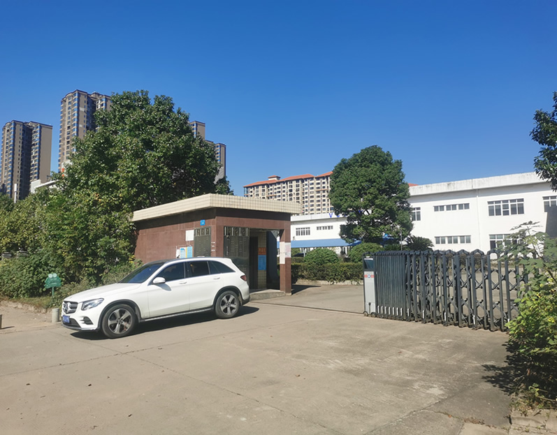 湖南中贏供水設(shè)備廠房大門